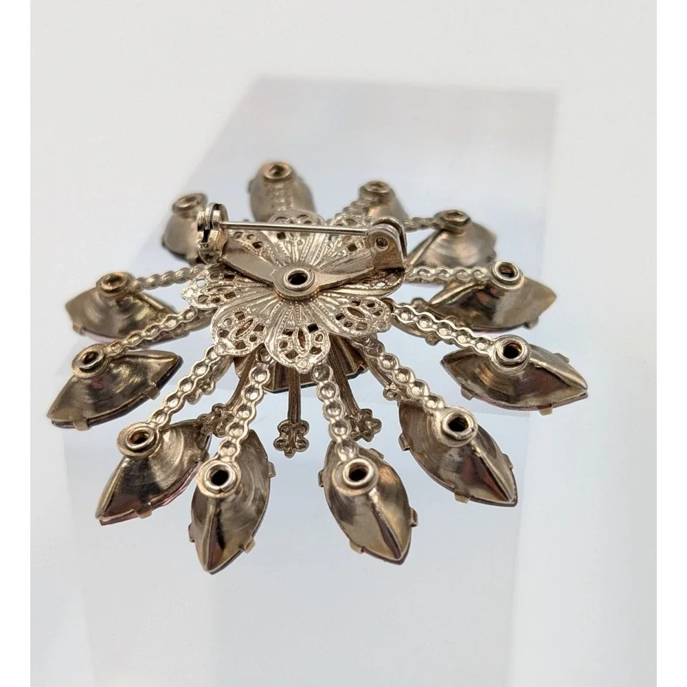 Vintage Tiered Flower Brooch Pin 3D Wine‎ Rhinestone Gold Tone Filigree Backing